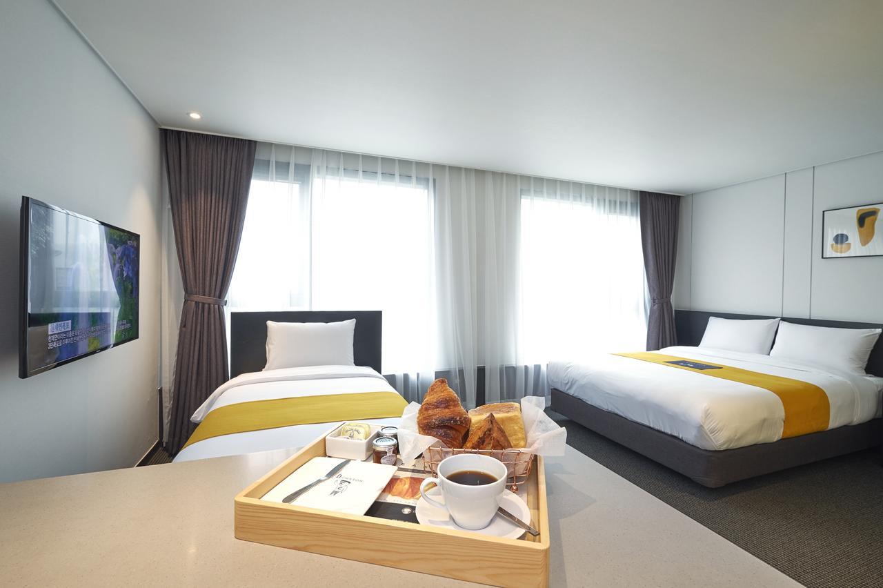 Chason Hotel The Smile Seogwipo Dış mekan fotoğraf